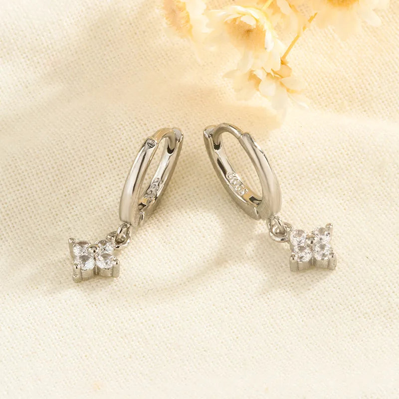Boucles d'oreilles Clara argentées